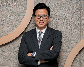 Mr Kenneth Wong